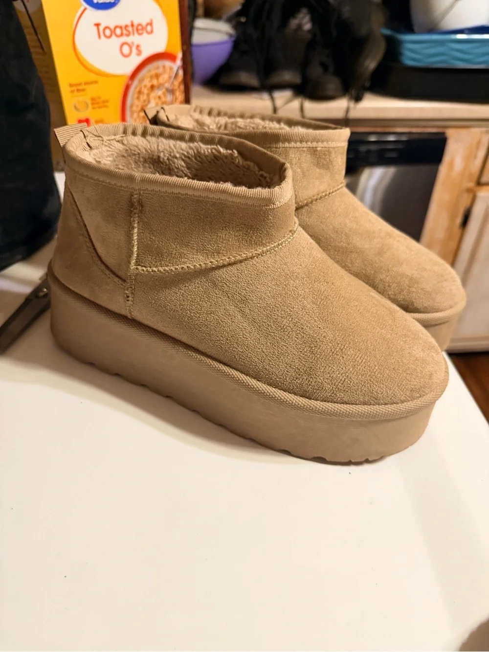 Olivia & Kate Platform Mini Faux Suede Faux Fur Lined Boots Beige Women’s Size 6